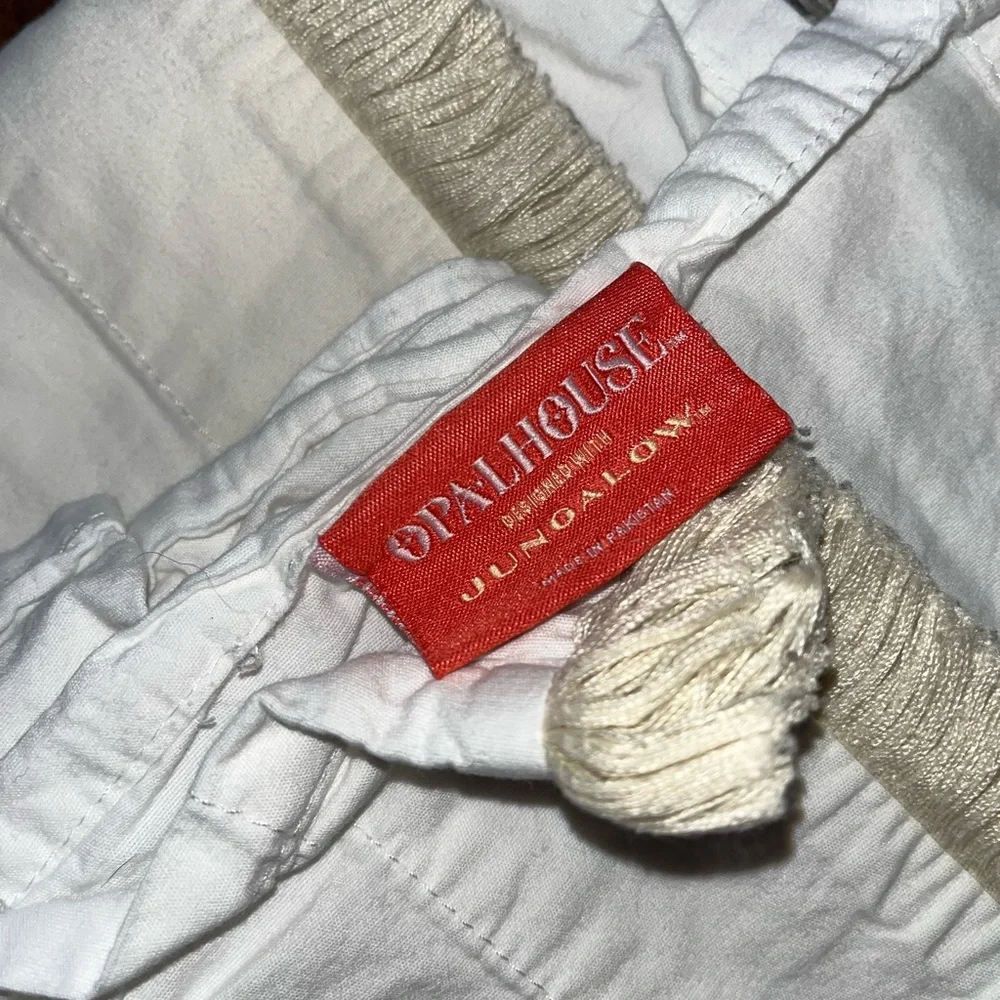 Dorm Ready!  White Fringe pillow case, top and fitted sheet, Opal House